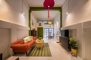Charming Sukhumvit Shophouse - 2mins walk to skytrain